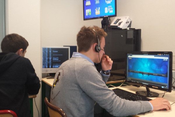 Etude et mise en oeuvre de réseaux informatiques filaires Etude et mise en oeuvre de réseaux informatiques filaires