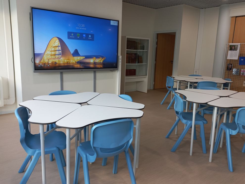 POSTES INFORMATIQUES DU CDI POSTES INFORMATIQUES DU CDI